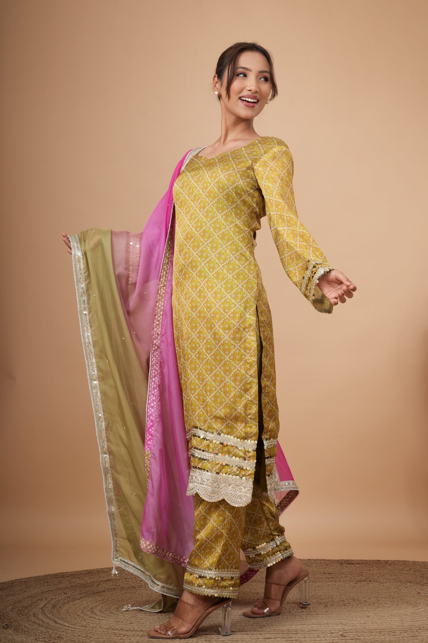 Swarnima Kurta Set